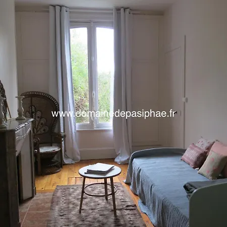 Le Domaine De Pasiphae לינה וארוחת בוקר Vimoutiers