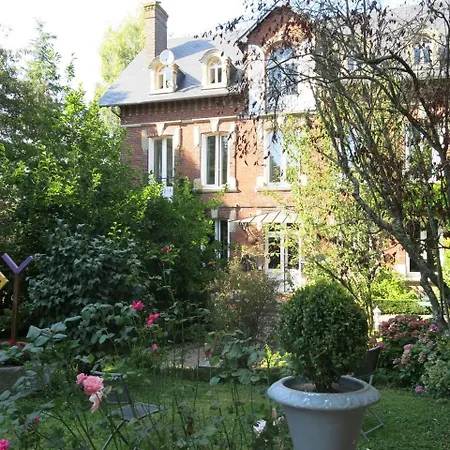Le Domaine De Pasiphae Bed & Breakfast